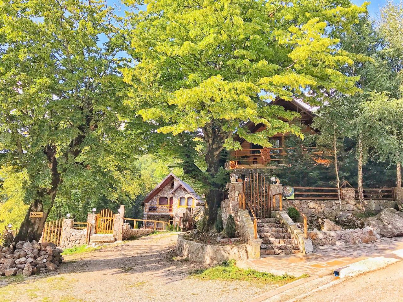 Chalet Kujta Peje Exterior foto