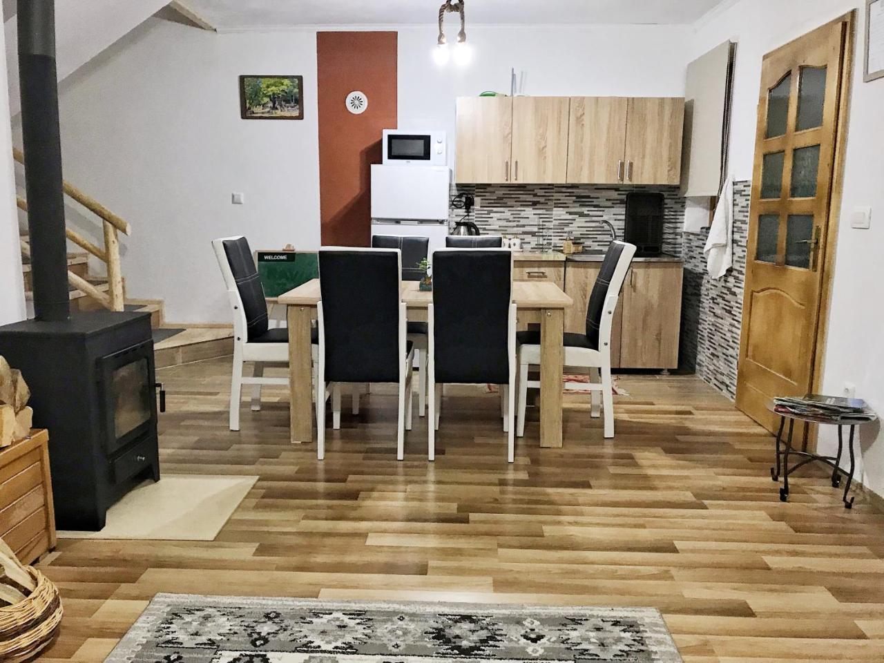 Chalet Kujta Peje Exterior foto